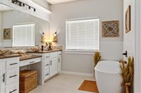 6510 SW Whispering Oak, Lawton, OK 73505