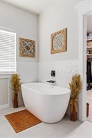 6510 SW Whispering Oak, Lawton, OK 73505