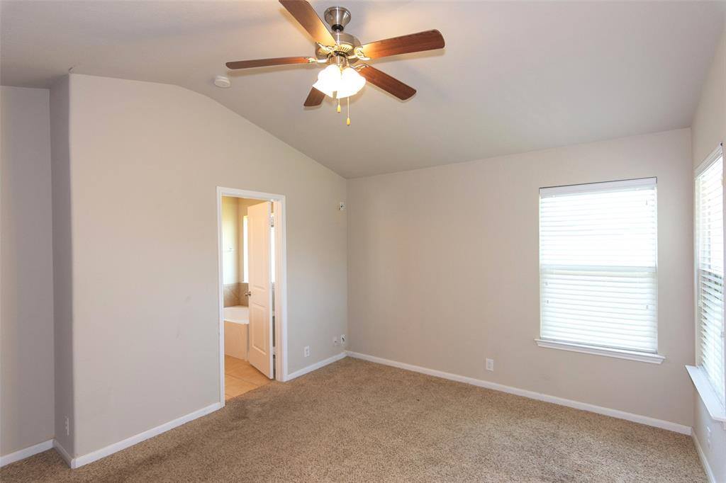 813 Heritage Springs Trl, Round Rock, TX 78664