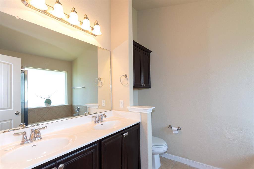 813 Heritage Springs Trl, Round Rock, TX 78664