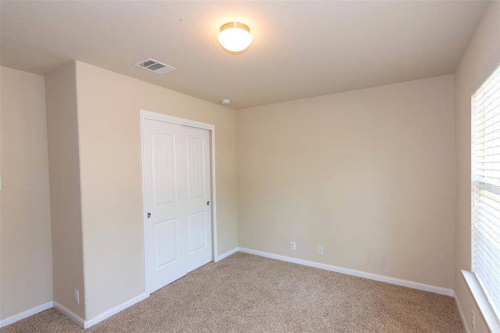 813 Heritage Springs Trl, Round Rock, TX 78664