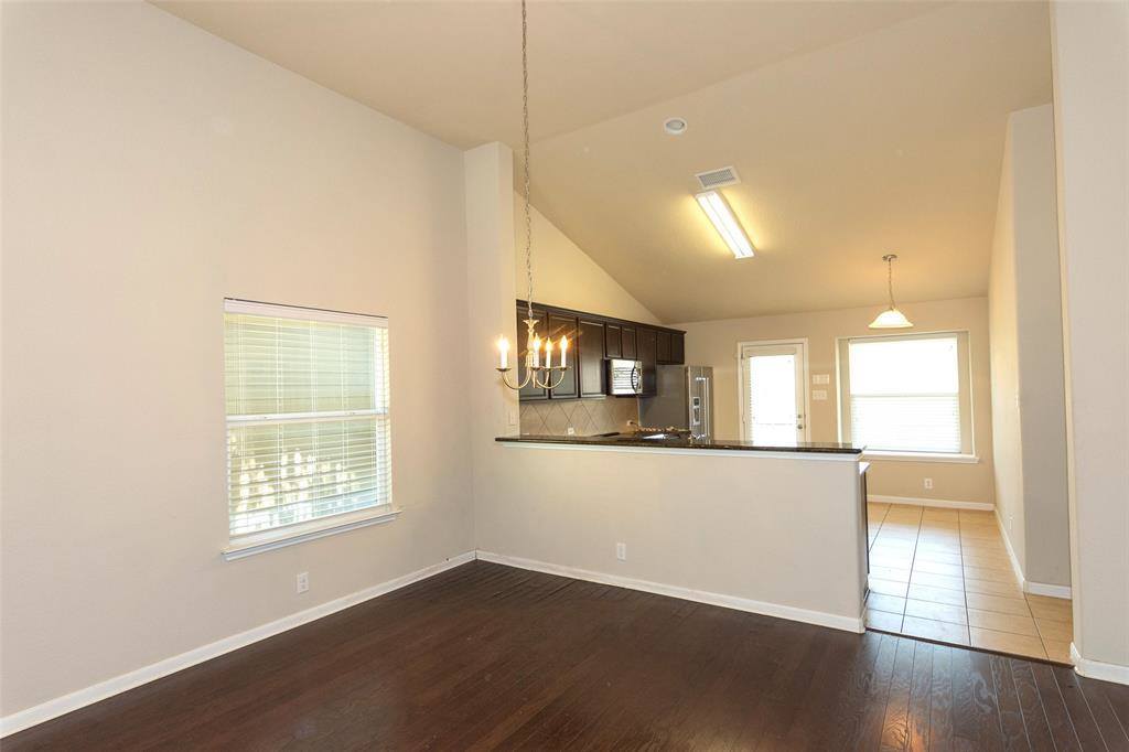 813 Heritage Springs Trl, Round Rock, TX 78664