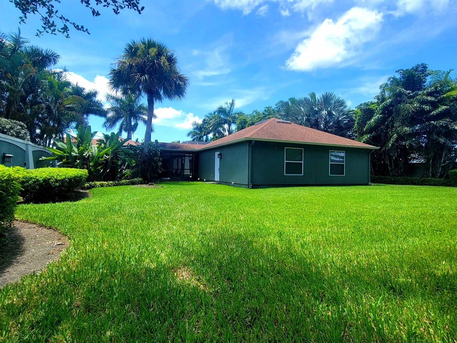 4450 SW Tabor Street, Port Saint Lucie, FL 34953