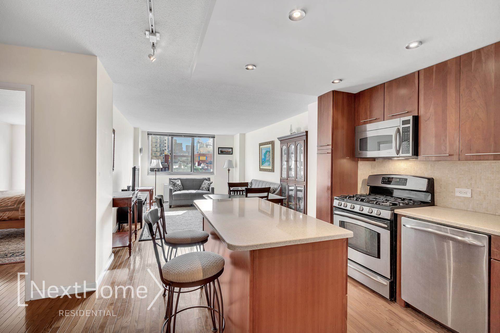 345 East 93rd Street #7F, New York, NY 10128