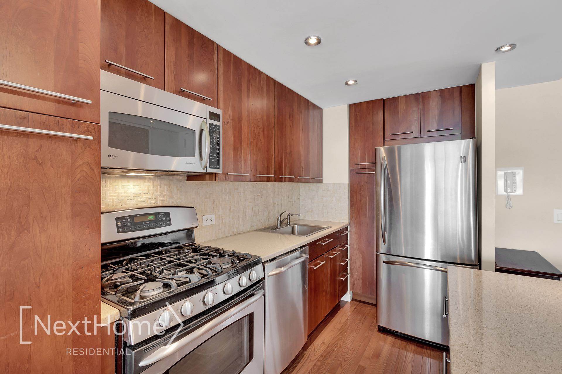 345 East 93rd Street #7F, New York, NY 10128