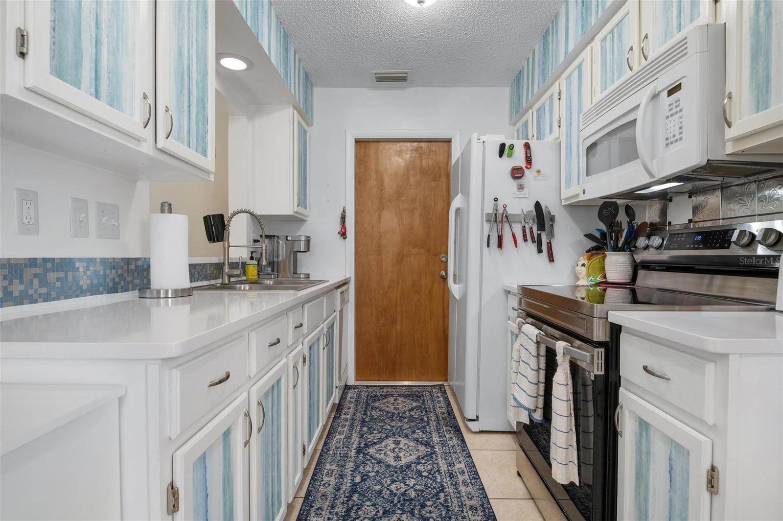 4121 Palau Drive, Sarasota, FL 34241