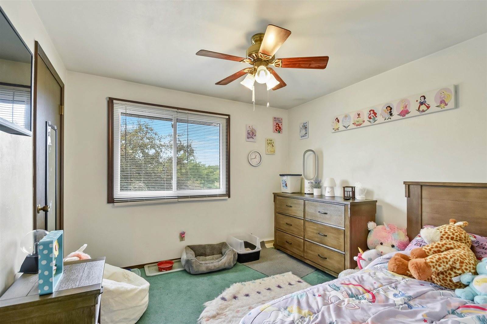 541 Alpine Drive, Green Bay, WI 54311