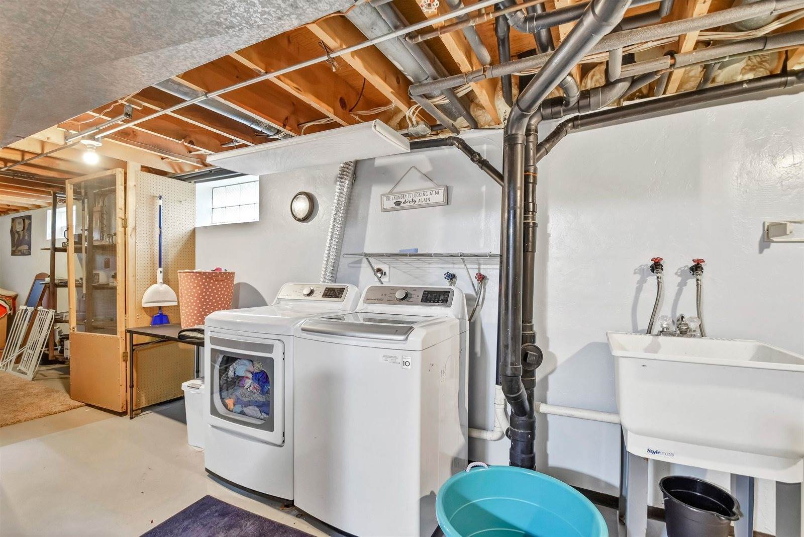 541 Alpine Drive, Green Bay, WI 54311