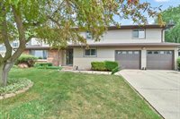 541 Alpine Drive, Green Bay, WI 54311