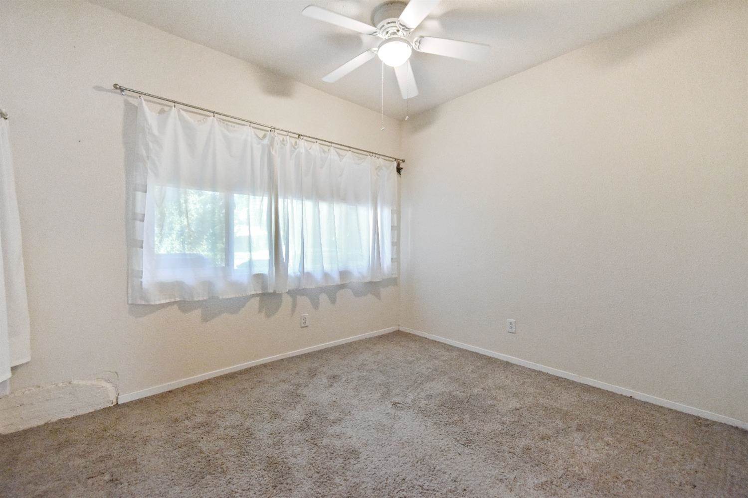 3921 Kings Way, Sacramento, CA 95821