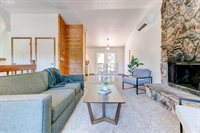 1625 SE Regner Rd, Gresham, OR 97080