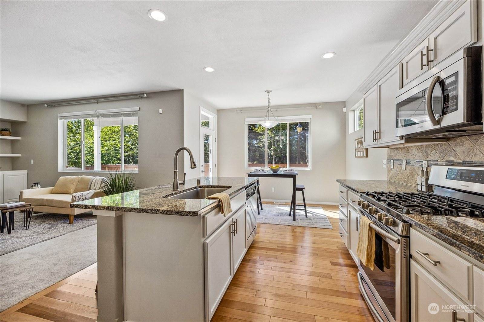 8928 Campus Meadows Loop NE, Lacey, WA 98516