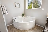 8928 Campus Meadows Loop NE, Lacey, WA 98516