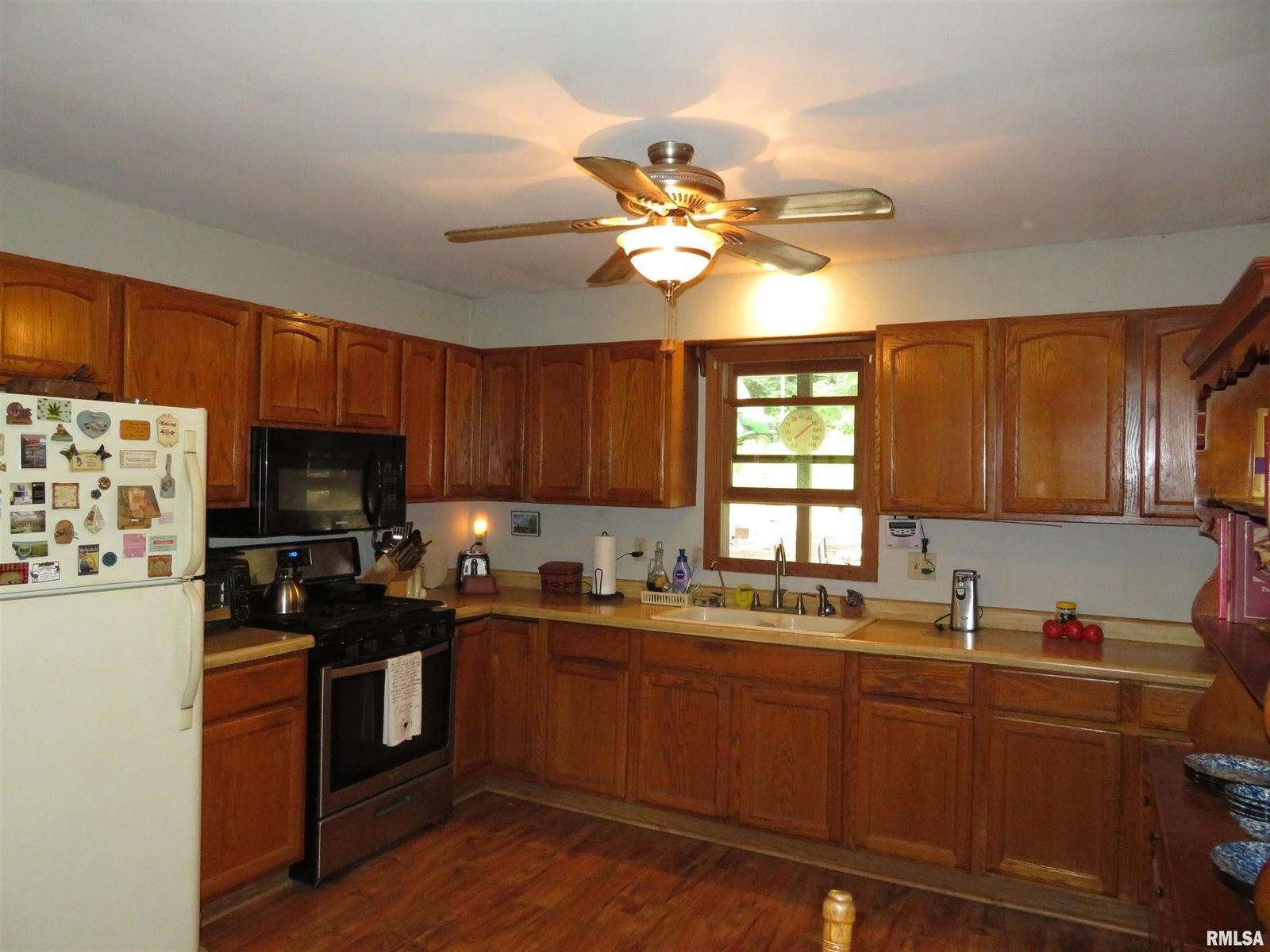 2975 157TH Avenue, Sherrard, IL 61281