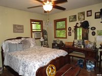 2975 157TH Avenue, Sherrard, IL 61281