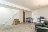 527 Eastbrooke Ln, Brighton, NY 14618