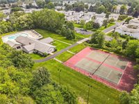 527 Eastbrooke Ln, Brighton, NY 14618