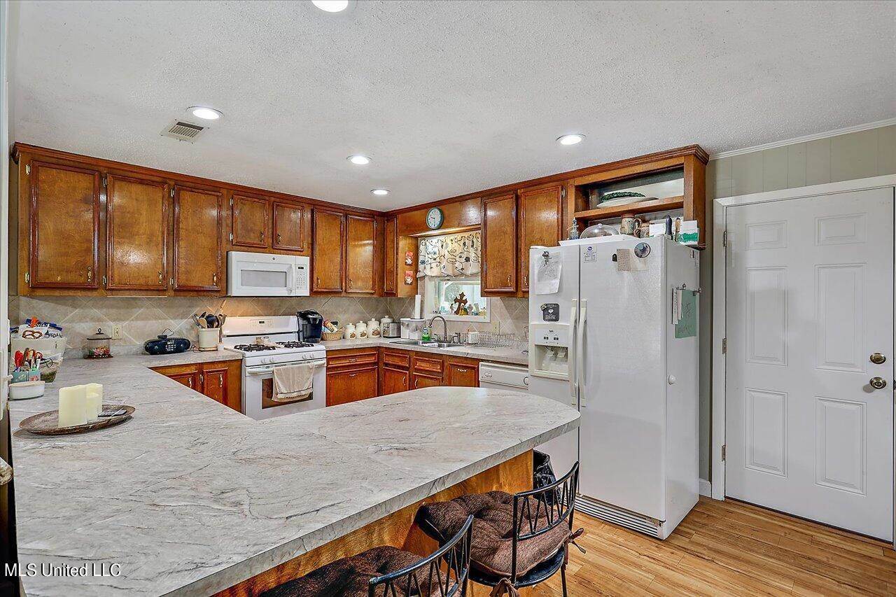 417 Gill Road, Brandon, MS 39042