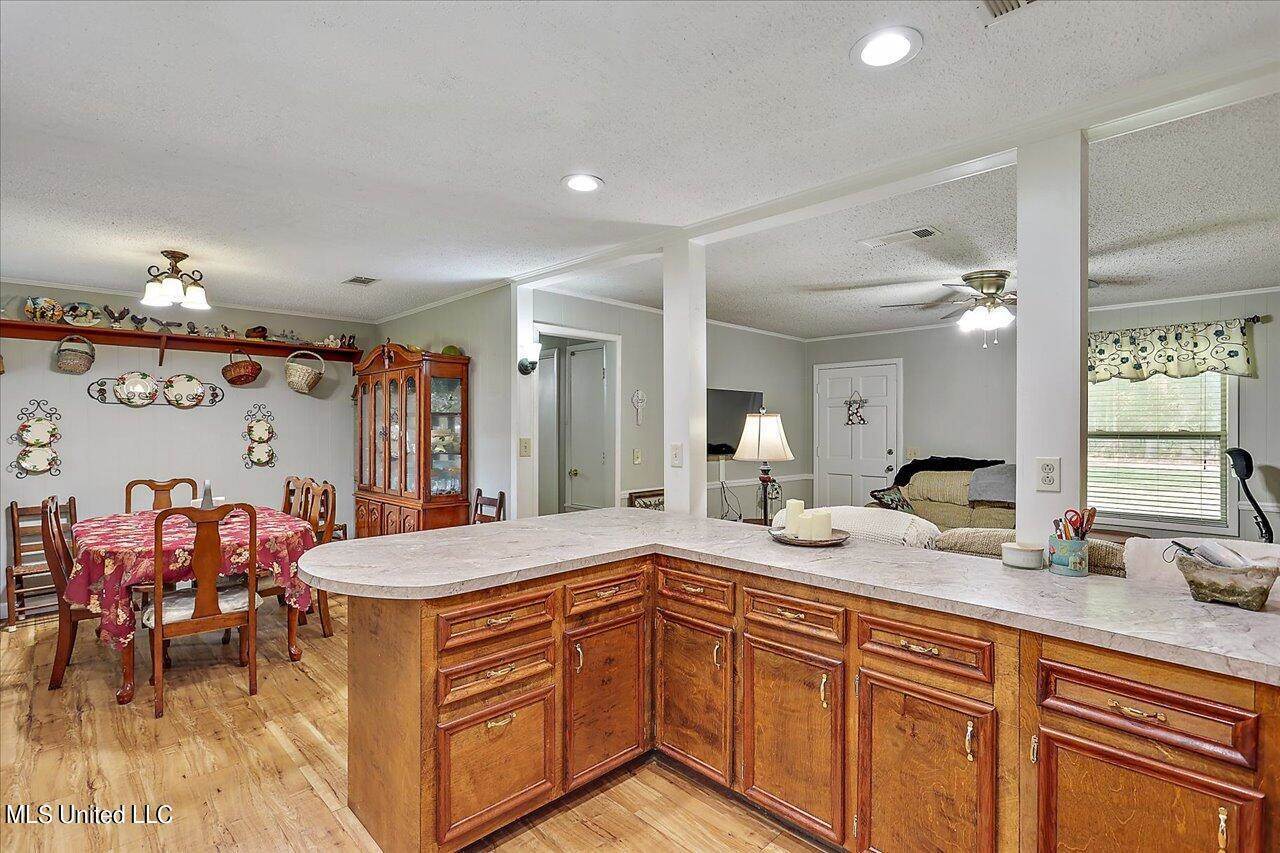 417 Gill Road, Brandon, MS 39042