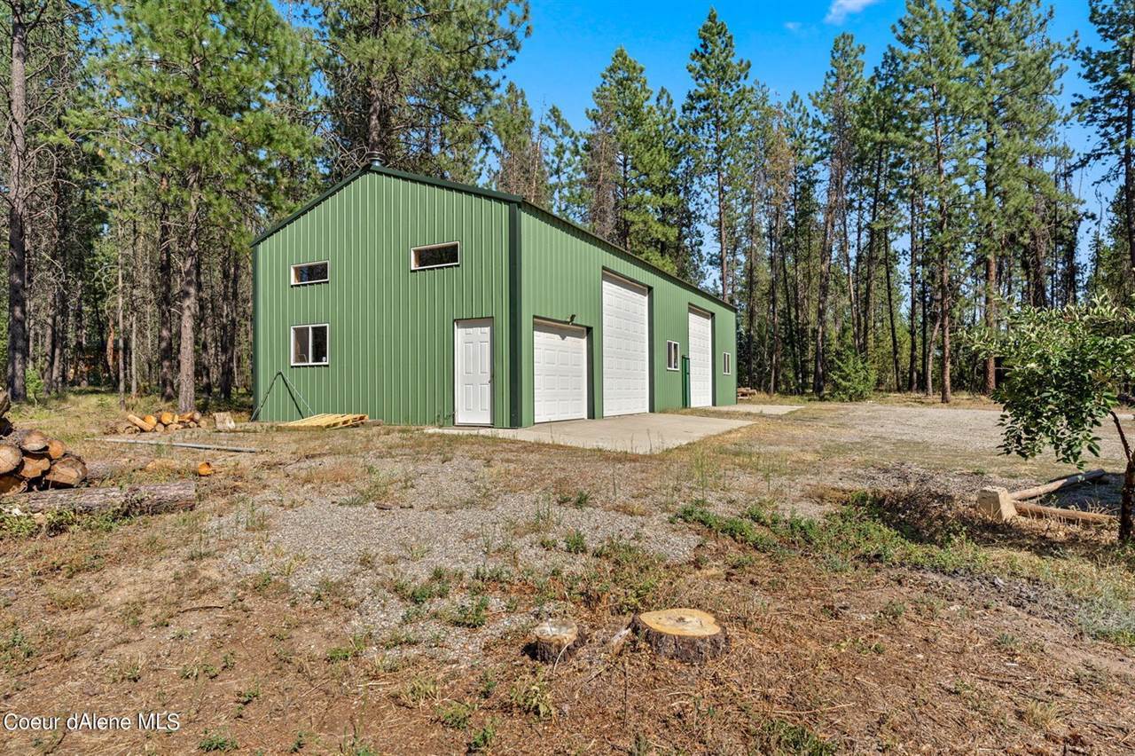 26917 Highway 41, Blanchard, ID 83804