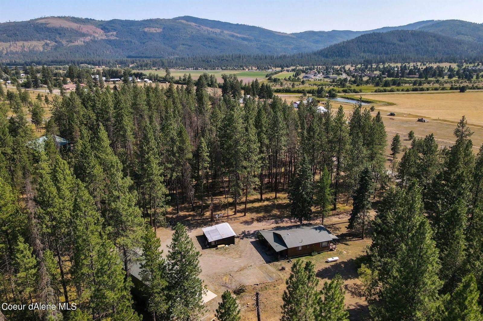 26917 Highway 41, Blanchard, ID 83804