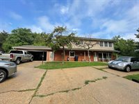 2107 SE Carnahan, Topeka, KS 66605