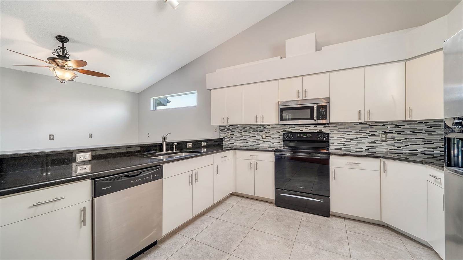 5007 72ND Street East, Bradenton, FL 34203