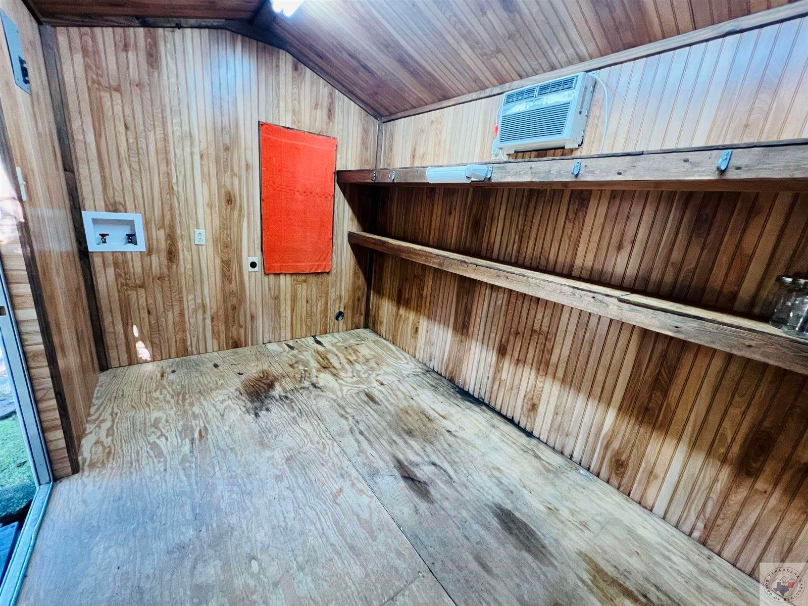 205 WG Sorsby Rd, Texarkana, TX 75501