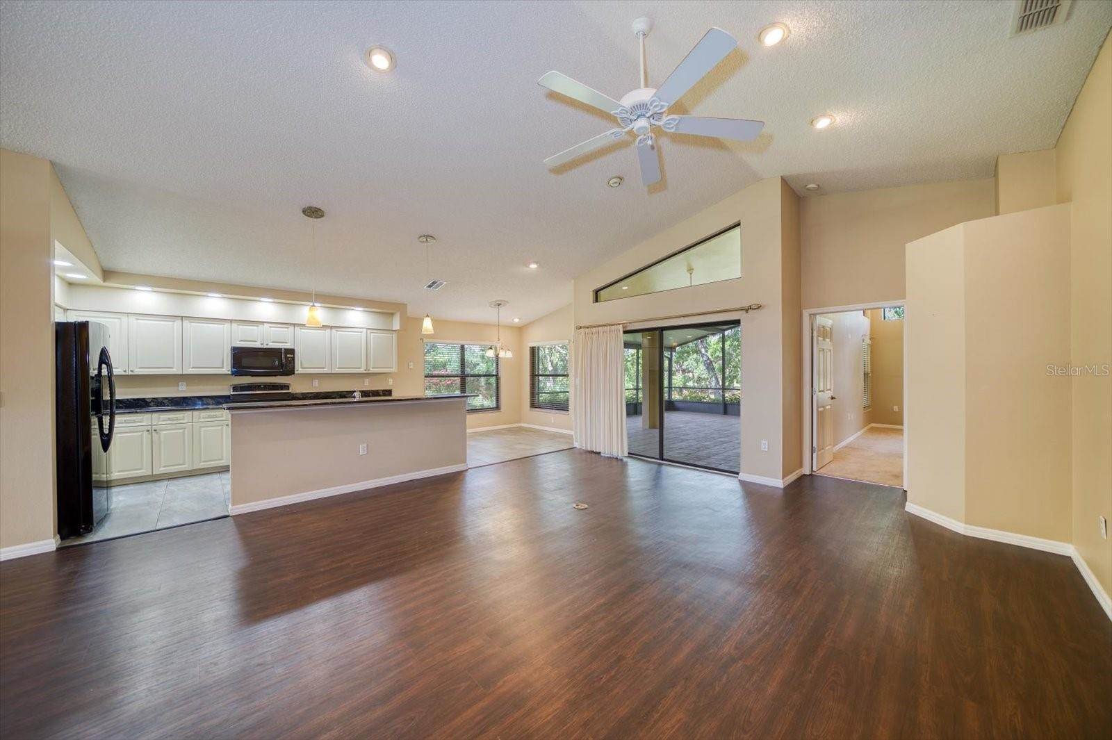 513 Bent Oak Court, Spring Hill, FL 34609