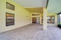 513 Bent Oak Court, Spring Hill, FL 34609