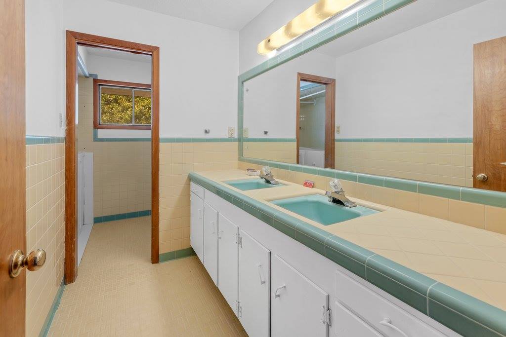 1709 Enterprise Blvd, Lake Charles, LA 70601