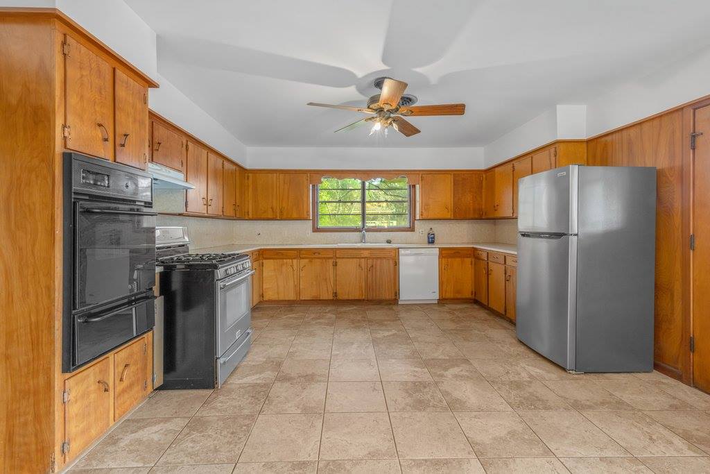 1709 Enterprise Blvd, Lake Charles, LA 70601