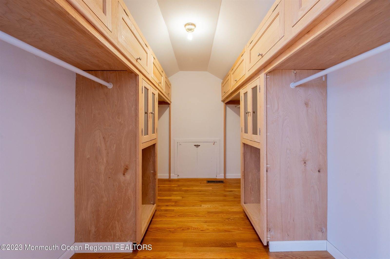 20 Bittersweet Drive, Jackson, NJ 08527