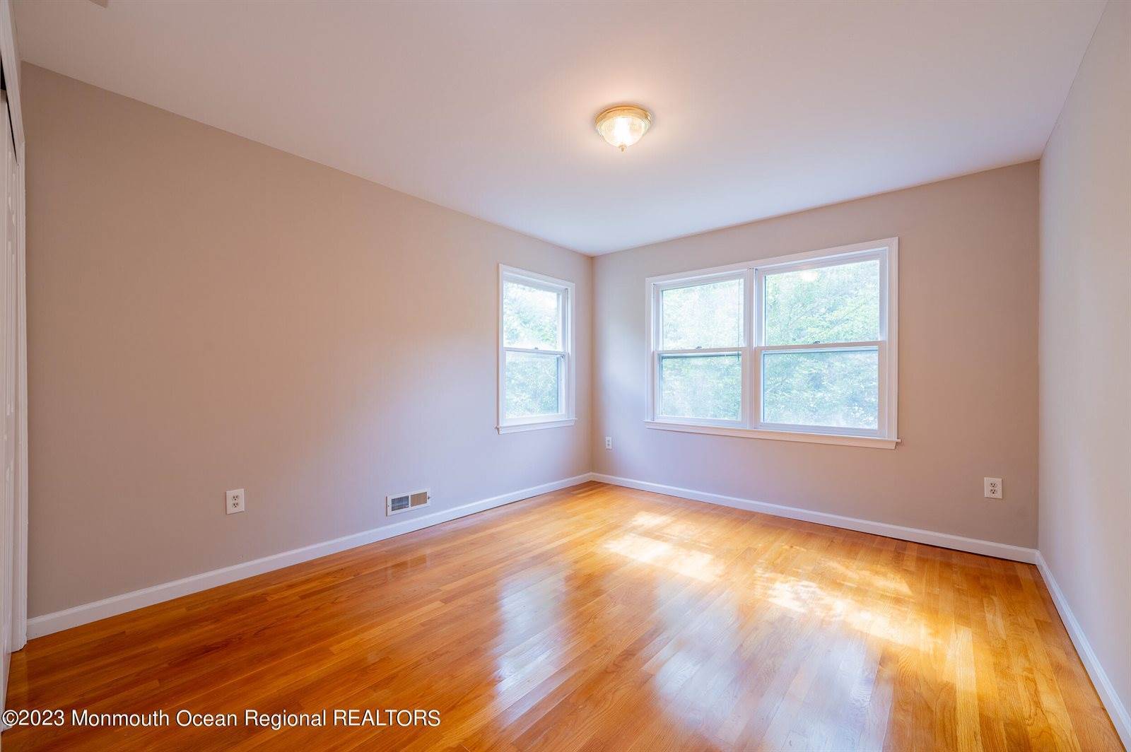 20 Bittersweet Drive, Jackson, NJ 08527