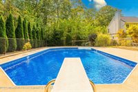 20 Bittersweet Drive, Jackson, NJ 08527