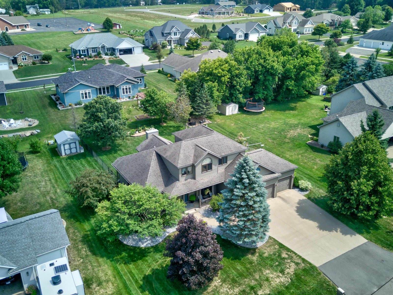 211 Magnolia Drive, Marshfield, WI 54449