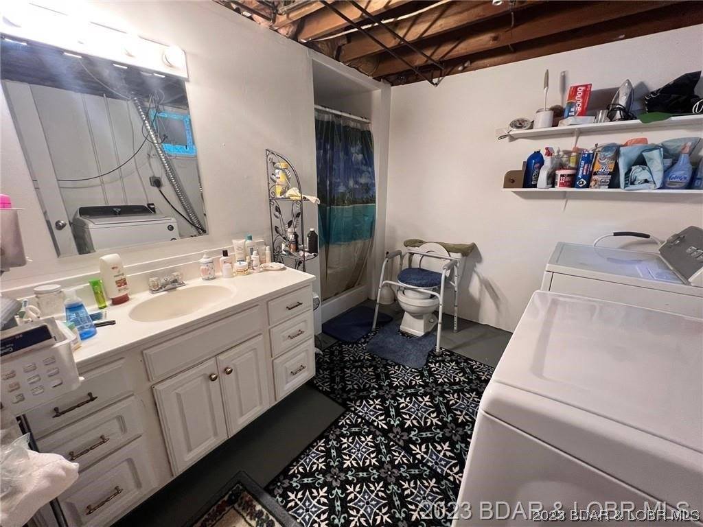 146 Helms Street, Camdenton, MO 65020