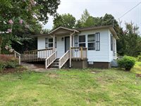 704 Moore Ave, LaFayette, GA 30728