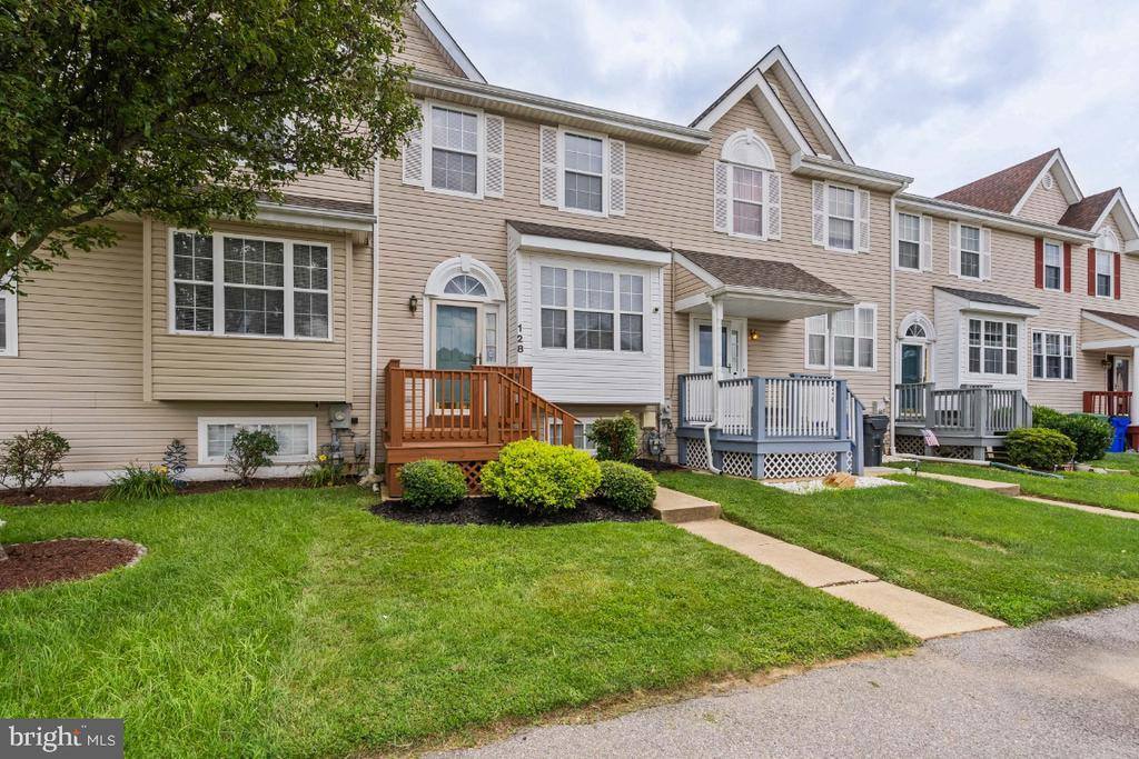 128 Three Rivers Drive, Newark, DE 19702