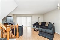 128 Three Rivers Drive, Newark, DE 19702