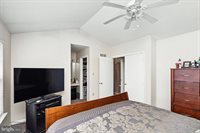 128 Three Rivers Drive, Newark, DE 19702