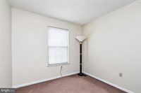 128 Three Rivers Drive, Newark, DE 19702