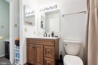 128 Three Rivers Drive, Newark, DE 19702