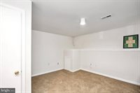 128 Three Rivers Drive, Newark, DE 19702