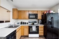 128 Three Rivers Drive, Newark, DE 19702