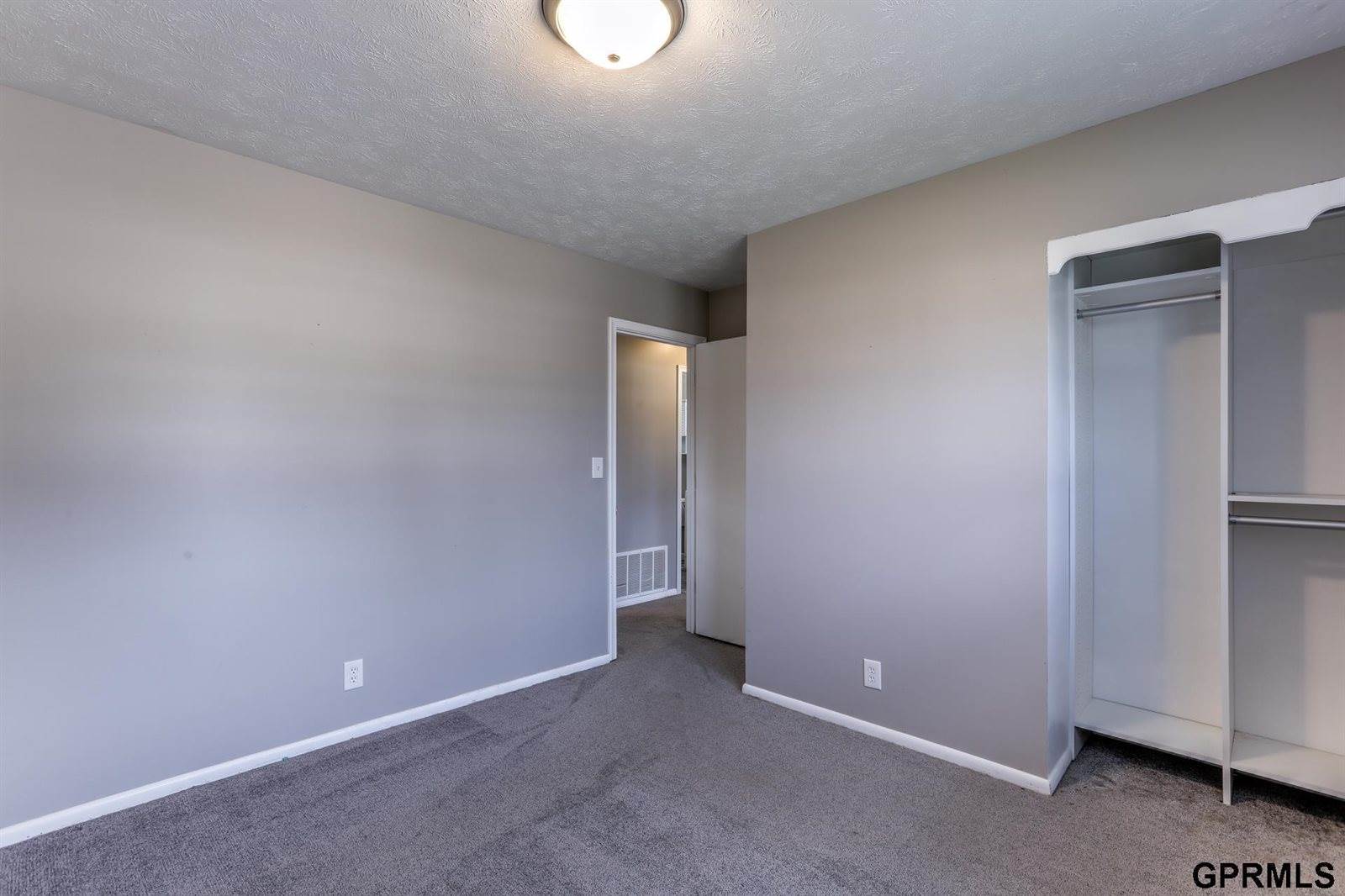 3389 S 130 Street, Omaha, NE 68144