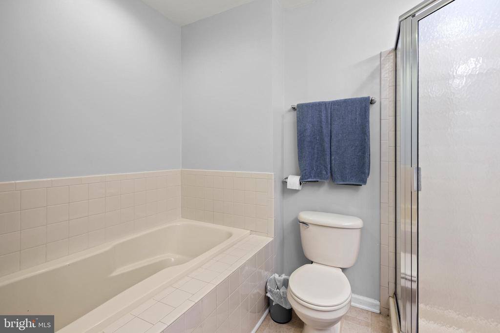 113 Monticello Square, Winchester, VA 22602