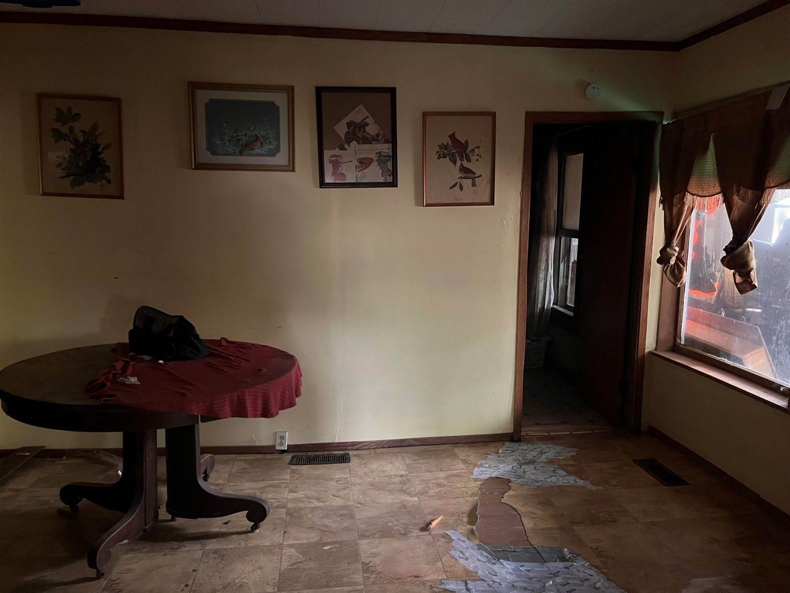 207 North Maiben St, Readstown, WI 54652