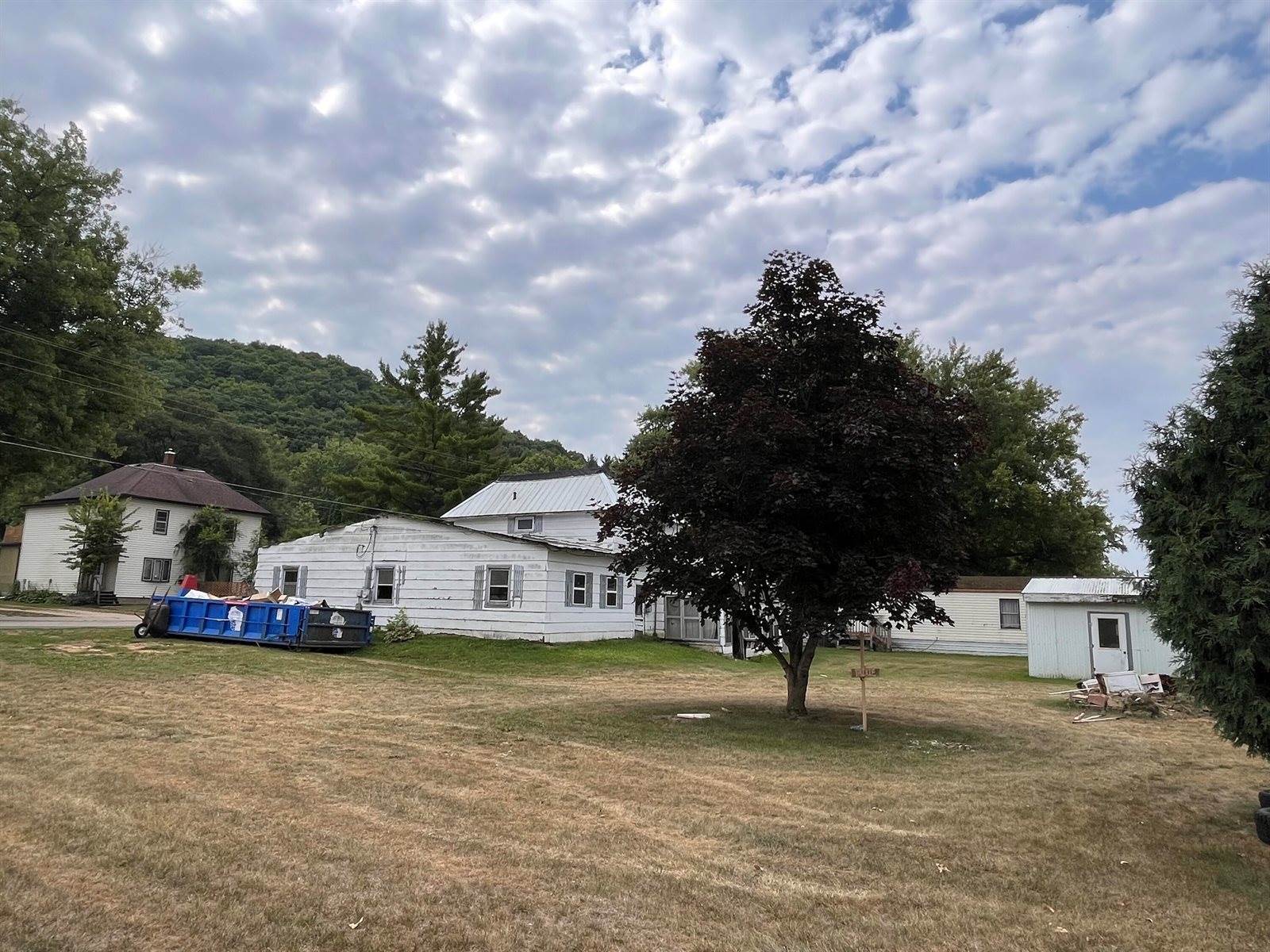 207 North Maiben St, Readstown, WI 54652