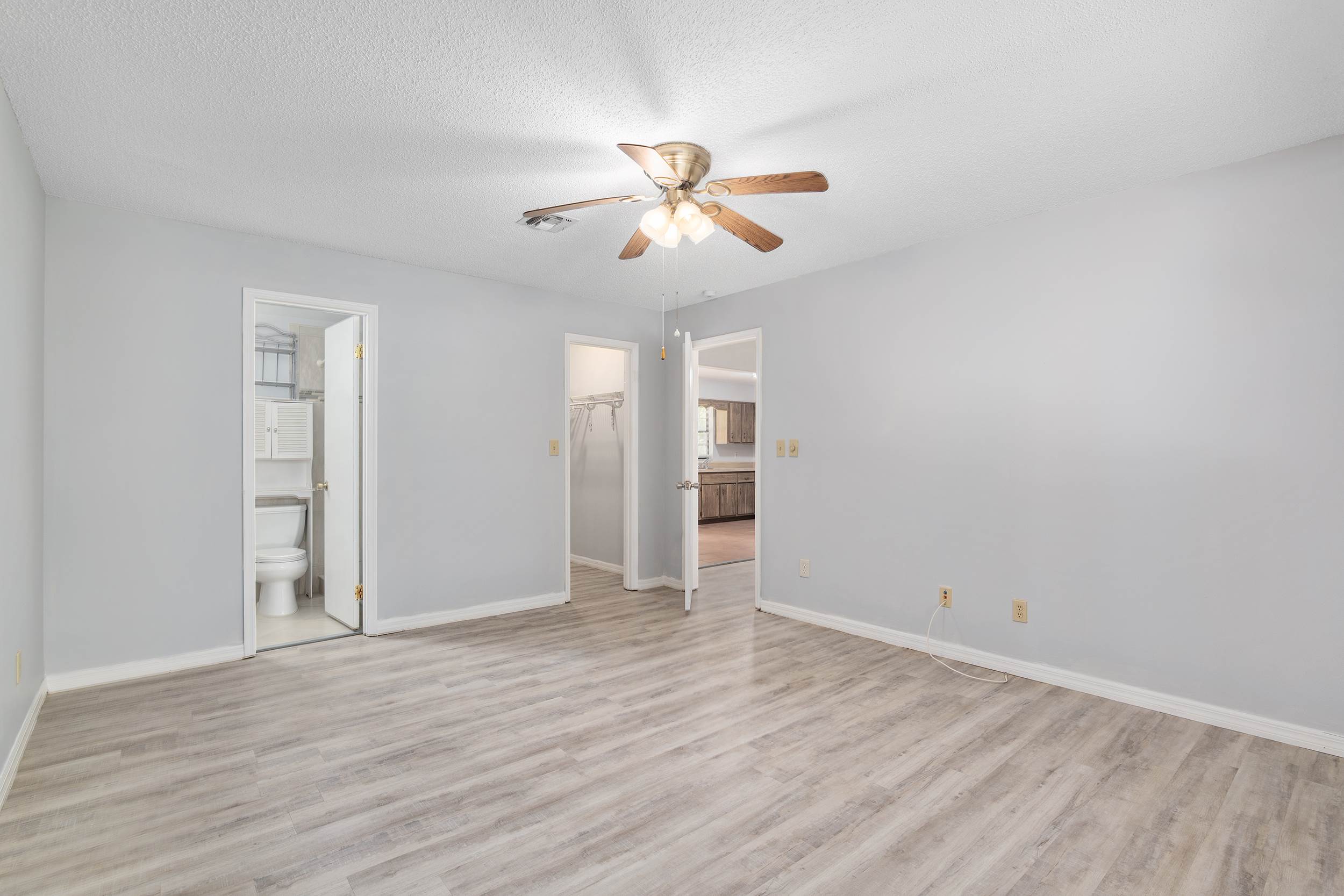 4550 NE 24TH Court, Ocala, FL 34479